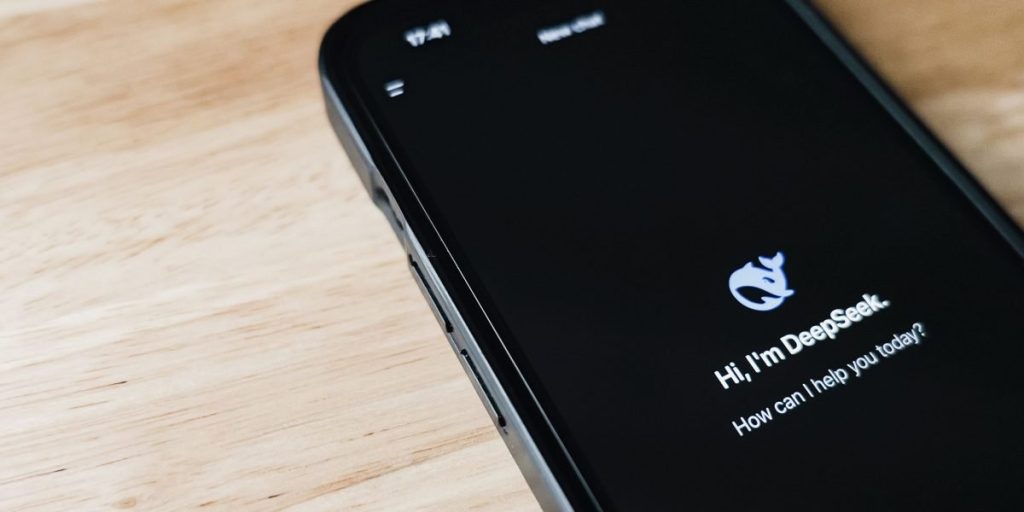This article explains how personal AI assistants have evolved by 2026 from simple voice bots into proactive, agentic companions that understand context, act acr...