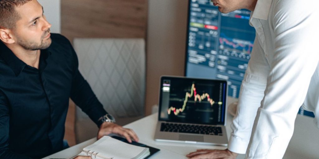 This article explains how to profile and approach funding groups like Capflow Funding Group so founders and investors can make faster, smarter decisions. It cov...